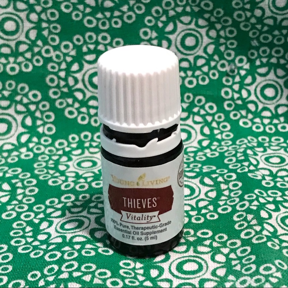 Young Living Thieves Vitality oil